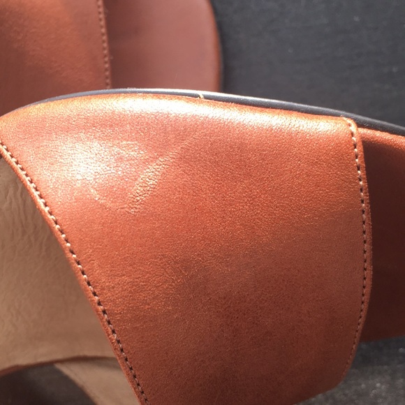 MICHAEL Michael Kors Leather Cognac Wedges - Picture 4 of 8